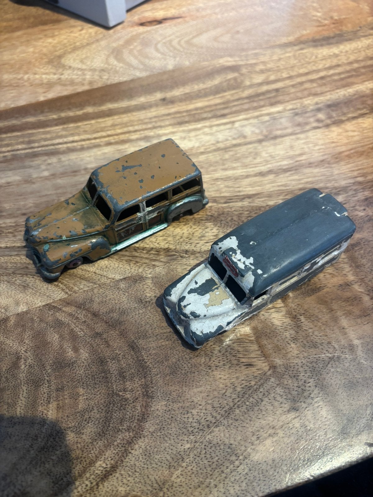Twee auto’s dinky toy, Ophalen of Verzenden, Zo goed als nieuw, Auto, Overige merken