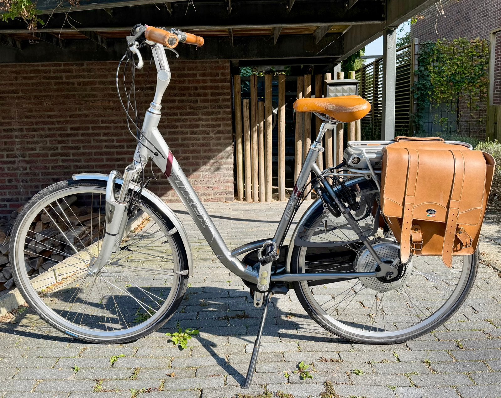 Elektrische fiets - Trek, Minder dan 30 km per accu, Gebruikt, 51 tot 55 cm, Ophalen