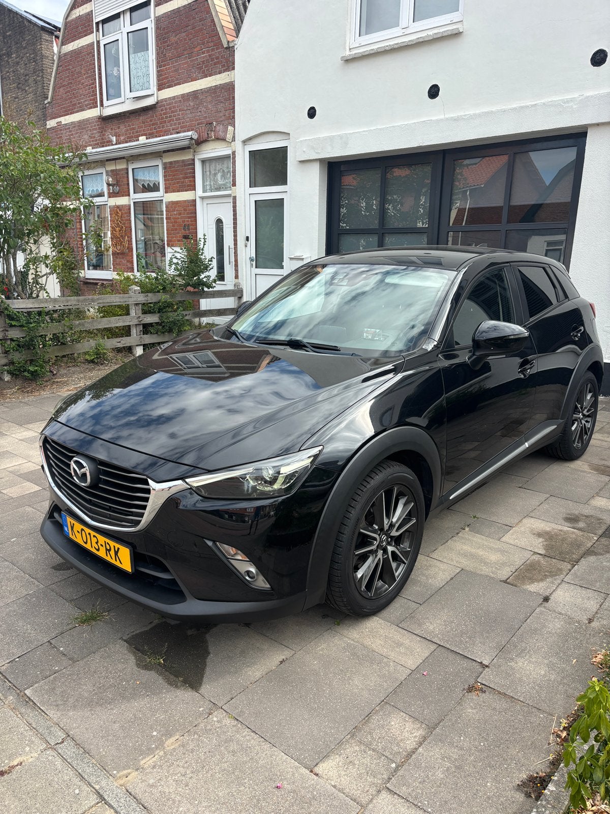 Mazda CX-3 2.0 Skyactiv GTM  nw banden ,trekhaak, Voorwielaandrijving, 1998 cc, Zwart, Leder en Stof