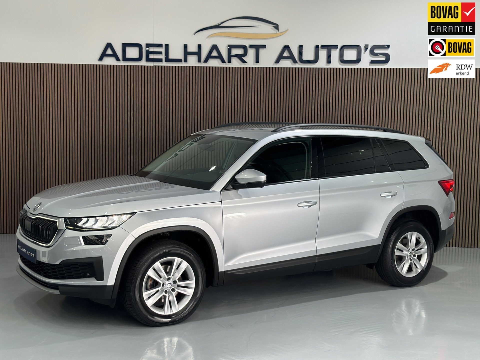 Skoda Kodiaq 1.5 TSI 150 PK Automaat DSG / Apple CarPlay Nav, Auto's, Dealer onderhouden, 4 cilinders, 150 pk, Kodiaq