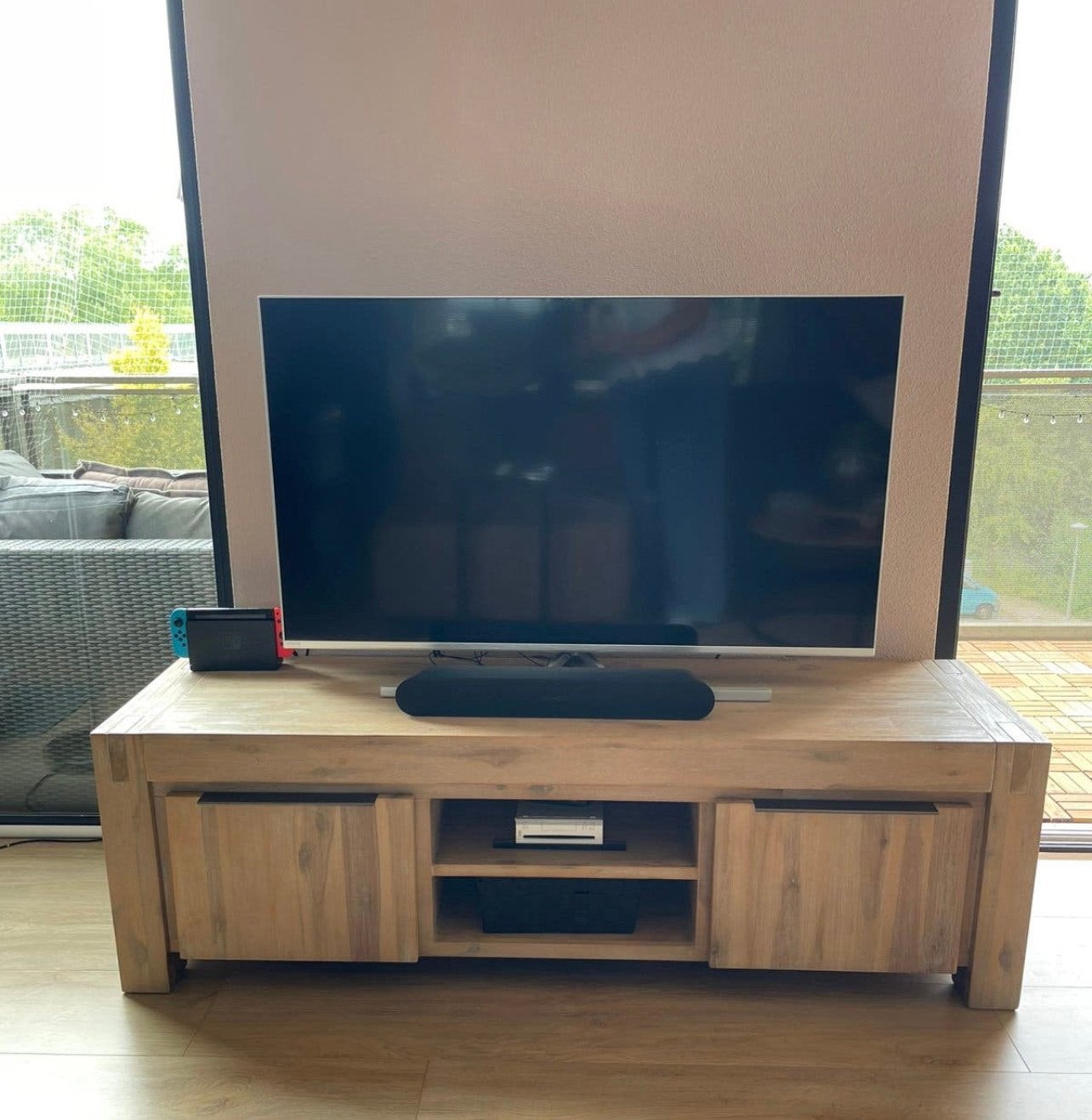 Eikenhouten televisiemeubel, Ophalen, 150 tot 200 cm, Eikenhout, Zo goed als nieuw