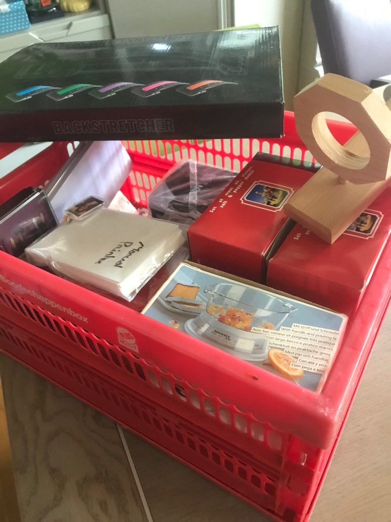 Rommelmarkt spullen, Ophalen, Zo goed als nieuw