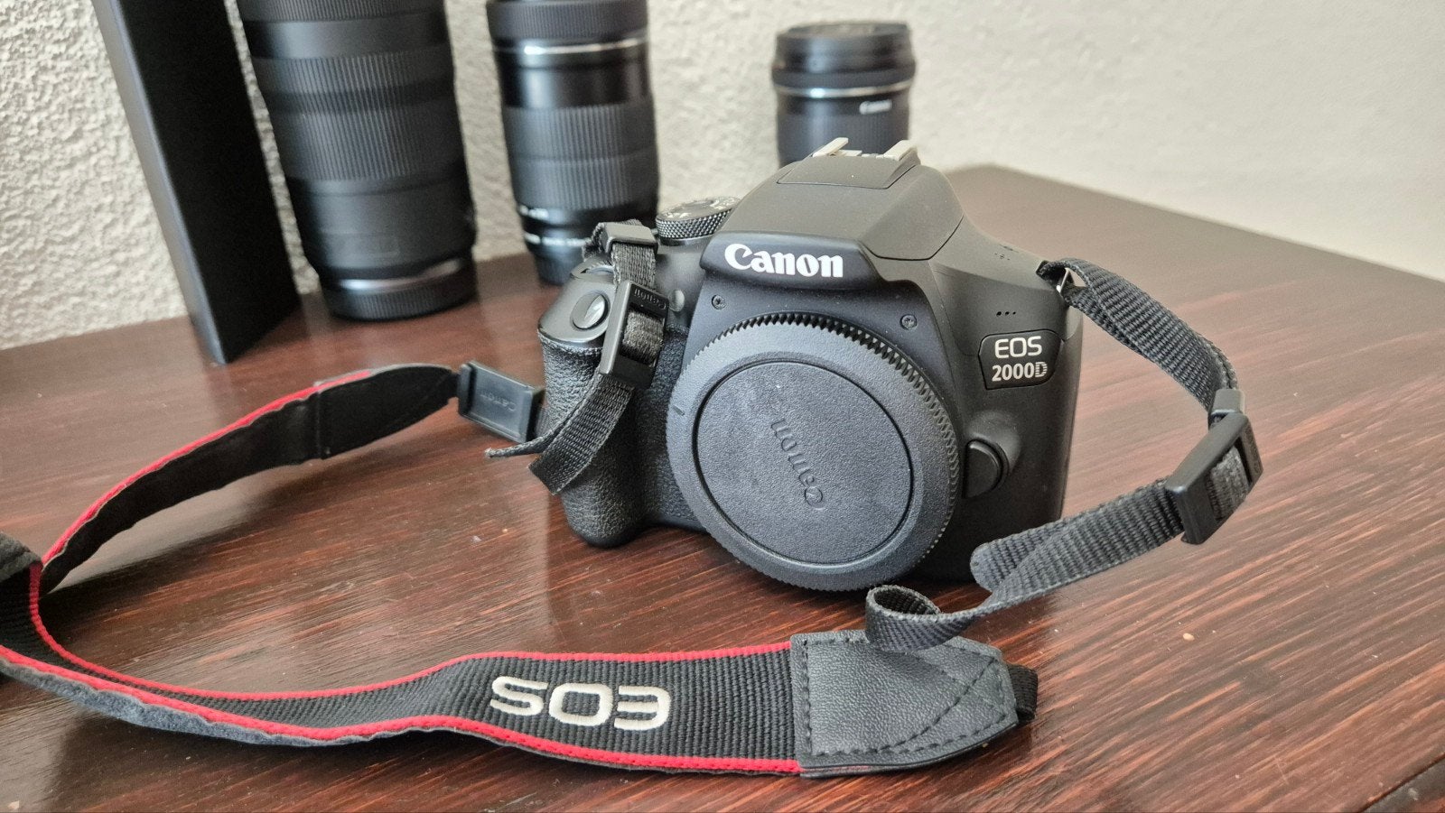 Canon EOS 2000D Body, Spiegelreflex, Canon, Accu, Ophalen of Verzenden