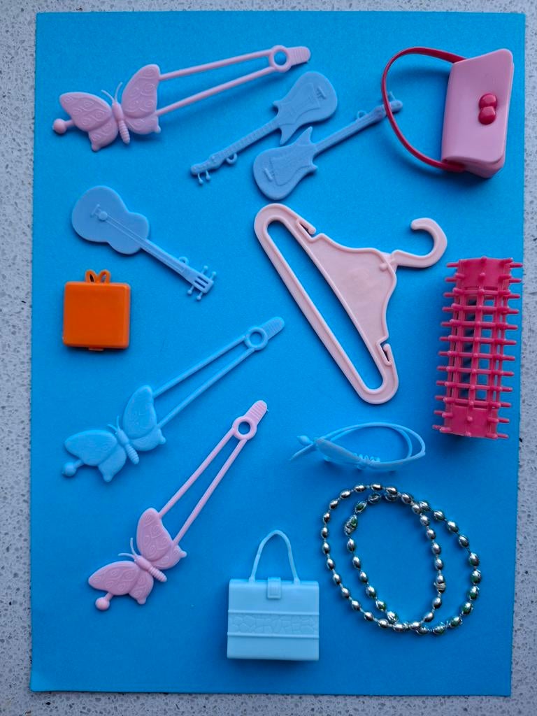 Barbie vintage Sindy Fleur Accessoires blauw roze, Kinderen en Baby's, Speelgoed | Poppen, Ophalen of Verzenden, Barbie