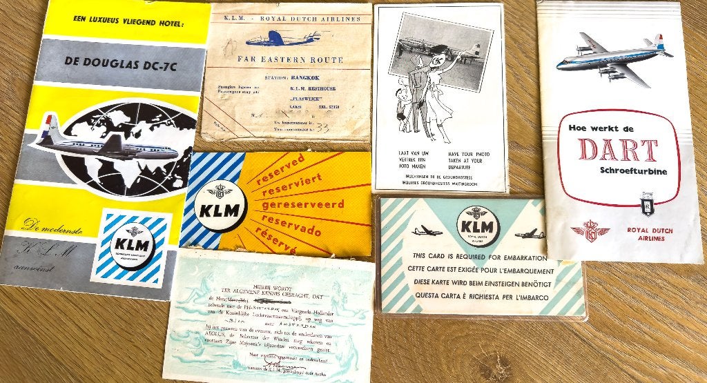 KLM folders e.d. Vijftiger jaren, Verzamelen, Ophalen of Verzenden, Gebruikt, Kaart, Foto of Prent