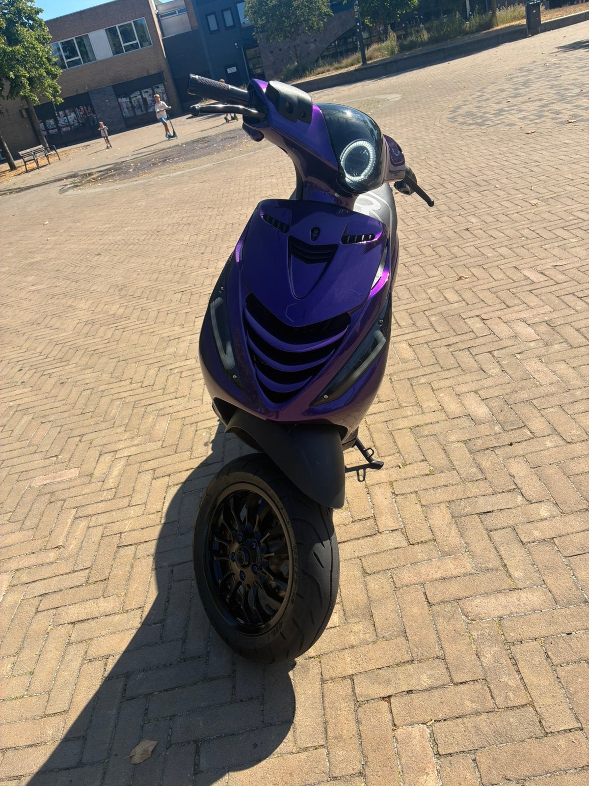 Piaggio zip 2 takt 125cc, Ophalen, Zo goed als nieuw, Benzine, Zip