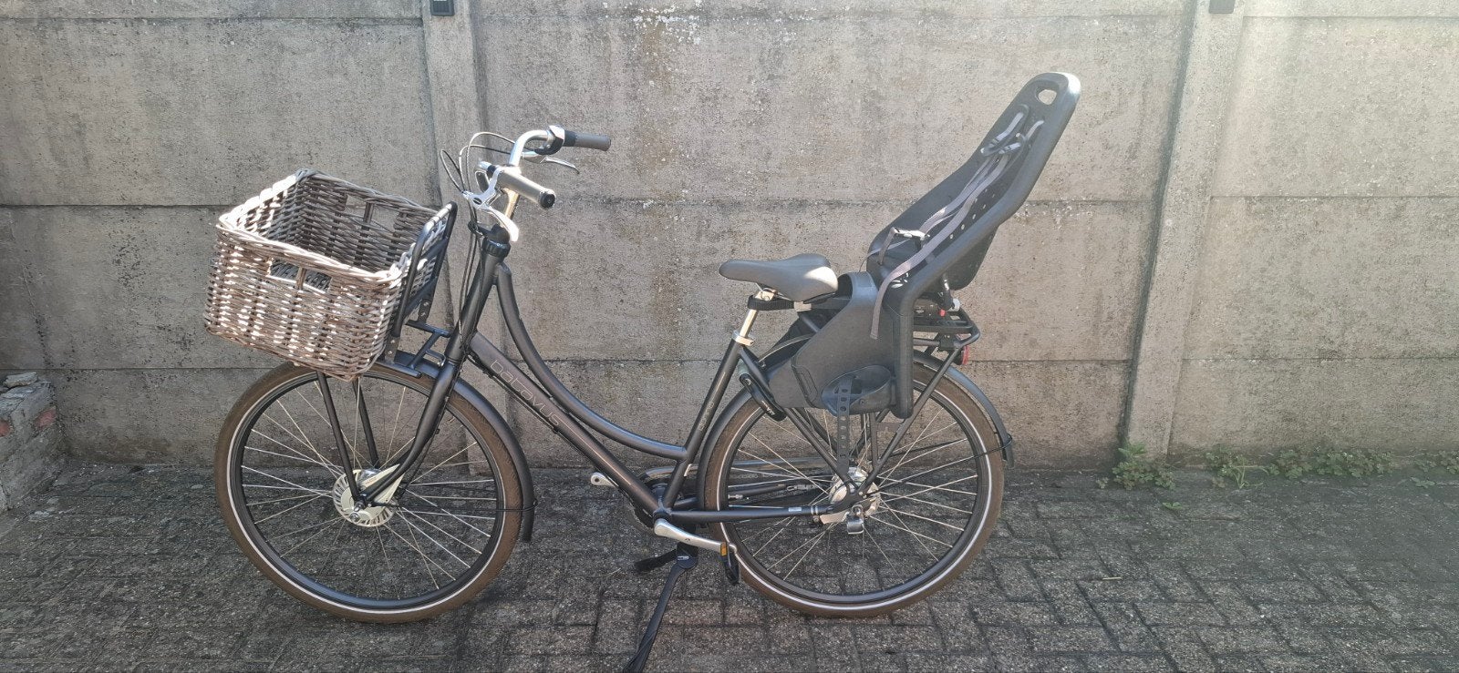 Dames / moederfiets Batavus met zitje in prachtige staat, Ophalen, Batavus, Zo goed als nieuw, Mandje