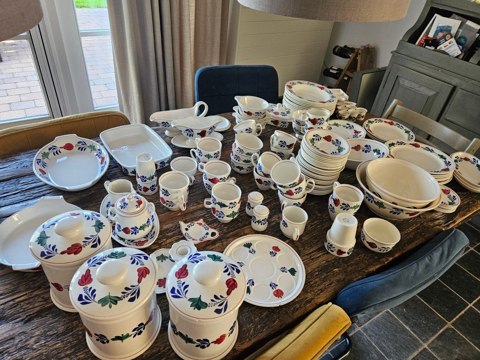 boerenbont servies, Ophalen, Gebruikt, Landelijk/Boerenbont, Aardewerk