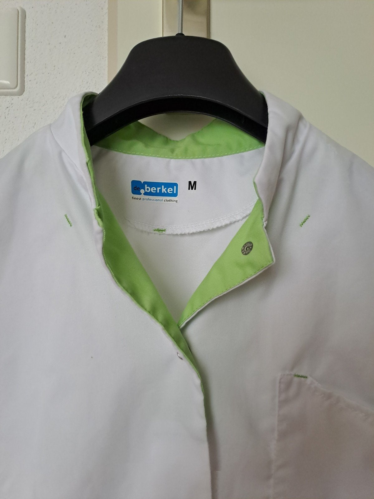 uniform jasje zorg maat M,  de Berkel, Ophalen, Nieuw