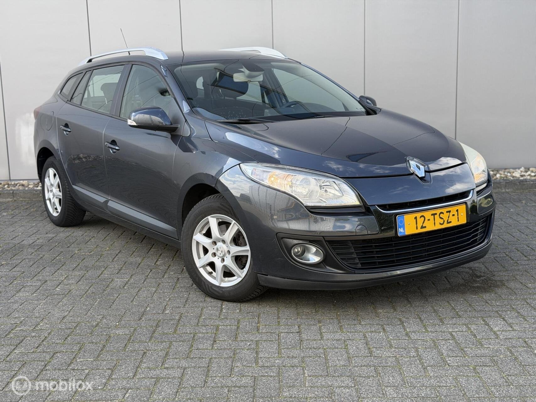 Renault Megane Estate 1.5 dCi Expression|CRUISE|AIRCO|TRKHK|, Auto's, Voorwielaandrijving, Euro 5, Stof, Gebruikt