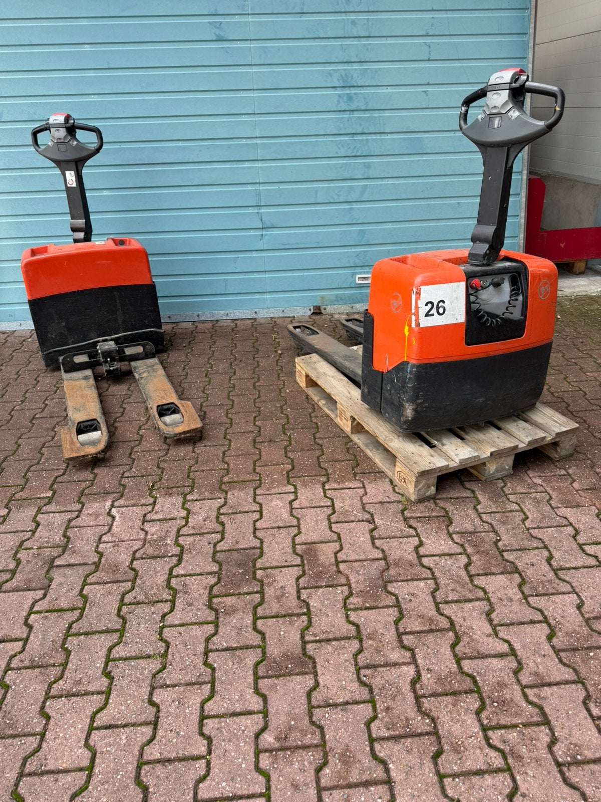 Toyota en BT electropompwagen—beide defect—, Ophalen, Gebruikt