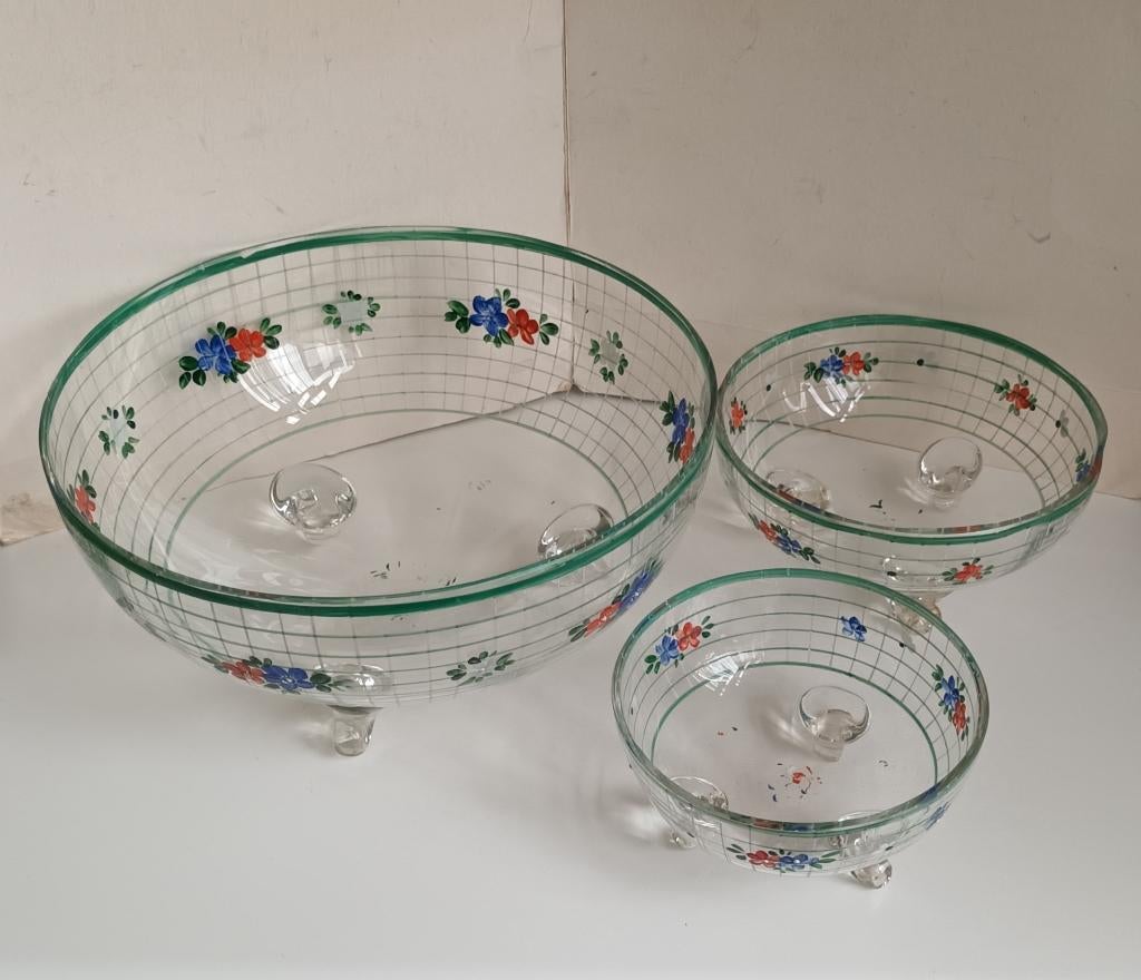 Leuke handbeschilderde kristal glas nestschalen op pootjes, Antiek en Kunst, Ophalen of Verzenden