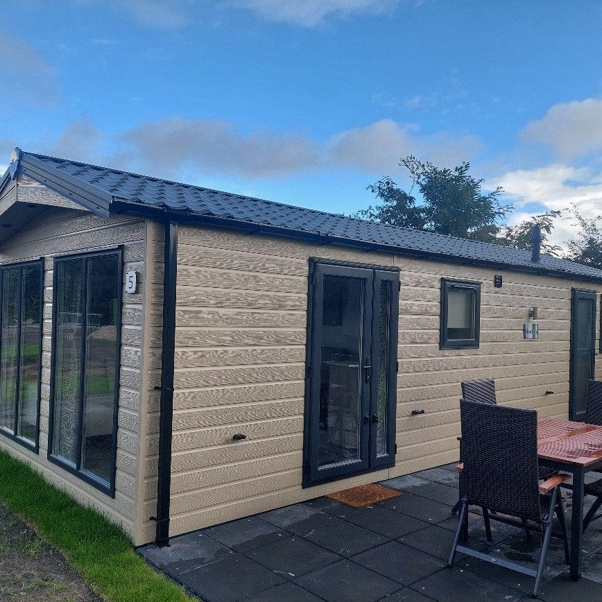 Betaalbaar vakantiehuis te koop met kavel in Groningen, 2 slaapkamers, Chalet, Bungalow of Caravan, Wasmachine, Landelijk