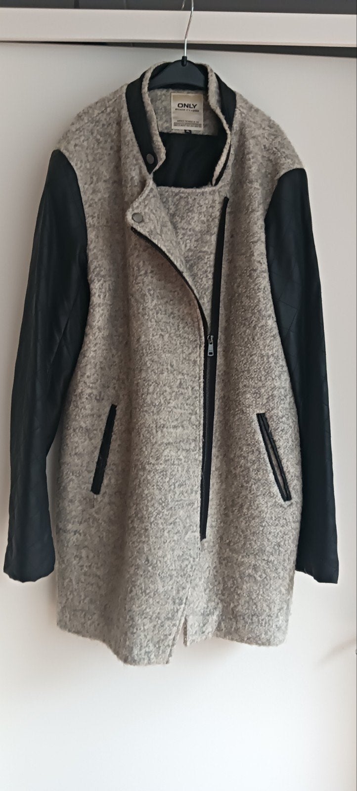 ONLY jas met leren mouwen - Maat M, Maat 46/48 (XL) of groter, Ophalen of Verzenden, ONLY, Grijs