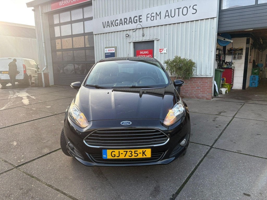 Ford Fiesta 1.0 Titanium, Voorwielaandrijving, Stof, Euro 6, 525 kg