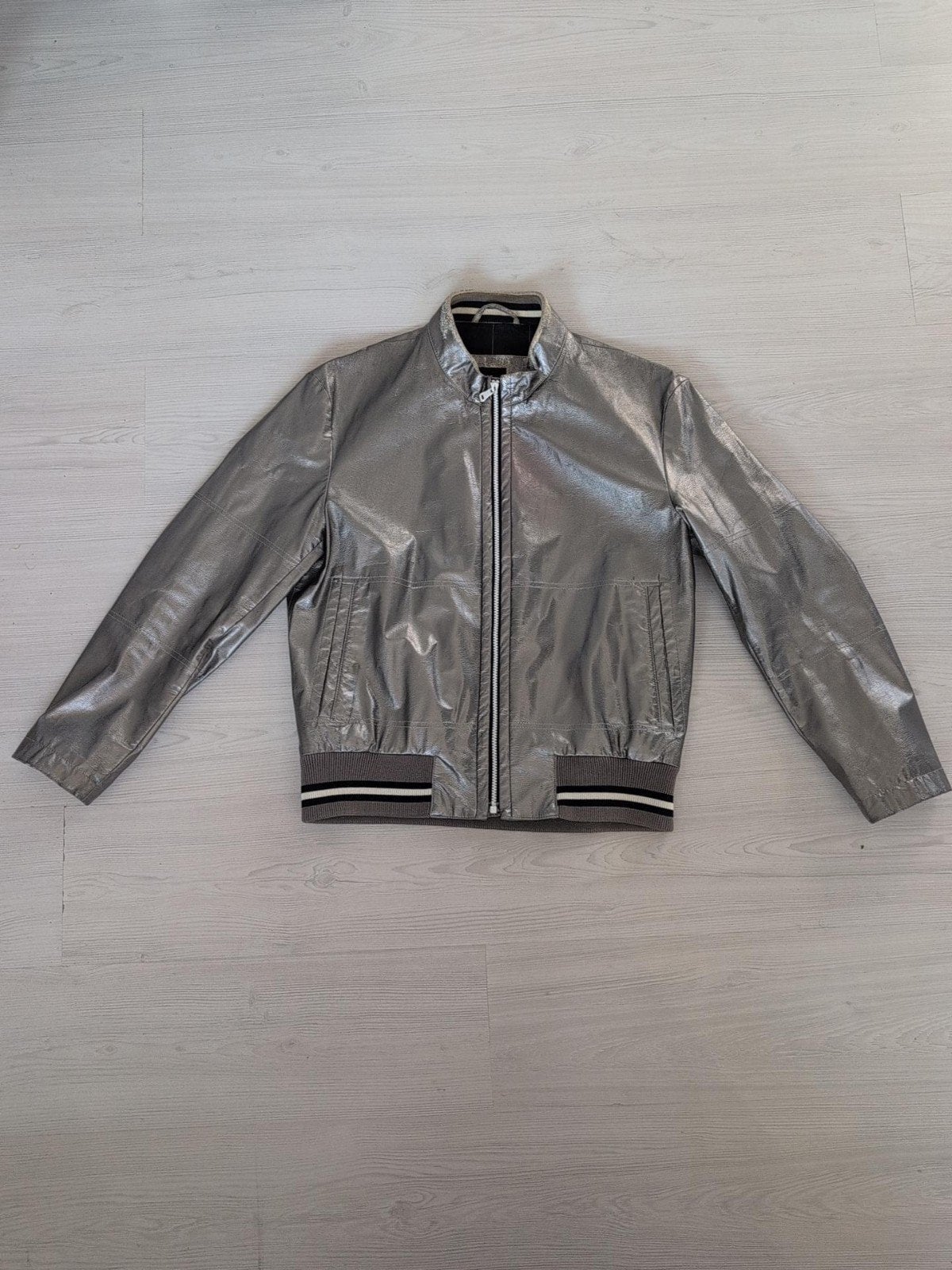 BOSS Hugo Boss leren bomberjack metallic zilver – maat L, Maat 52/54 (L), Onbekend, Ophalen of Verzenden, Zo goed als nieuw