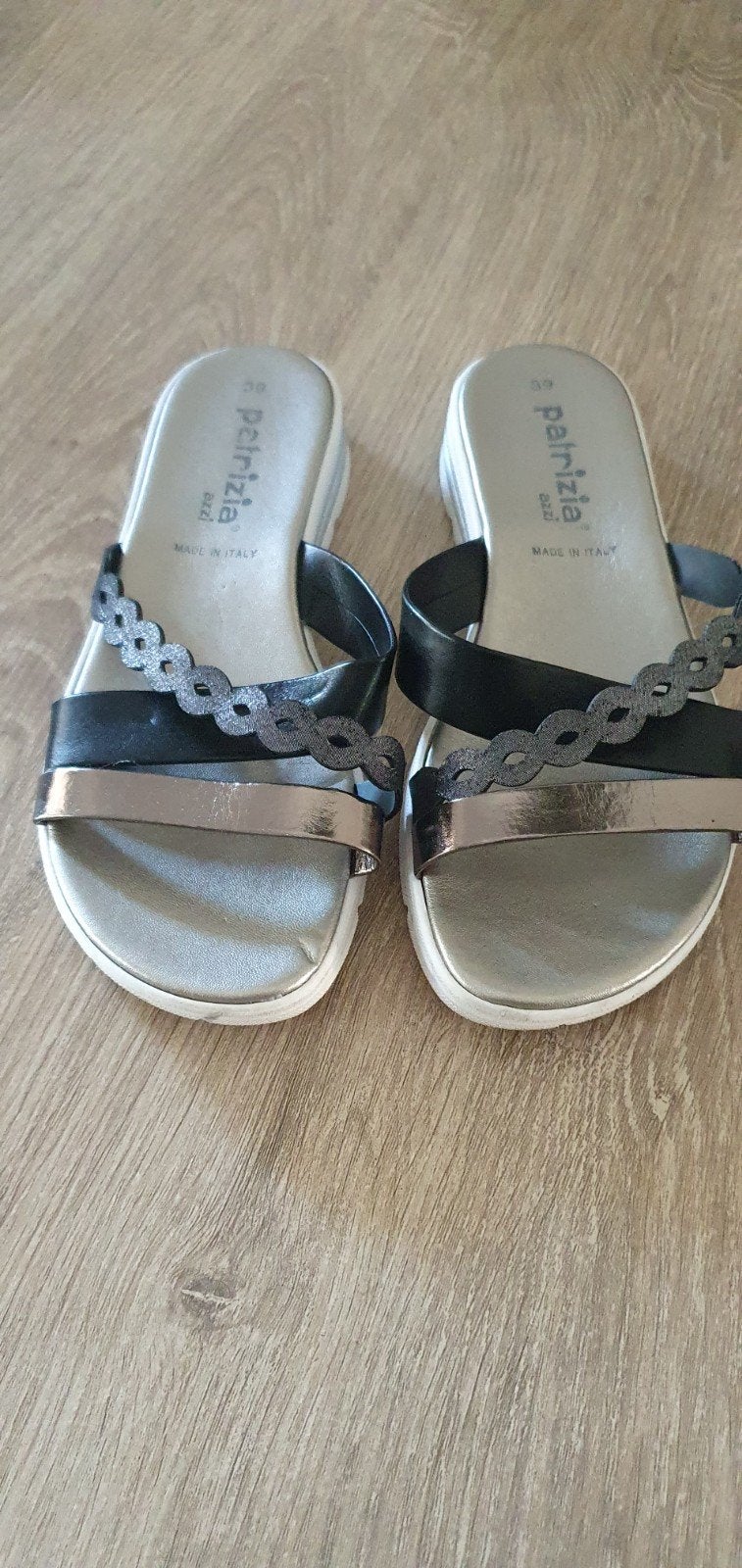 slippers/ instappers maat 39, Wit, Zo goed als nieuw, Patrizia Azzi, Ophalen