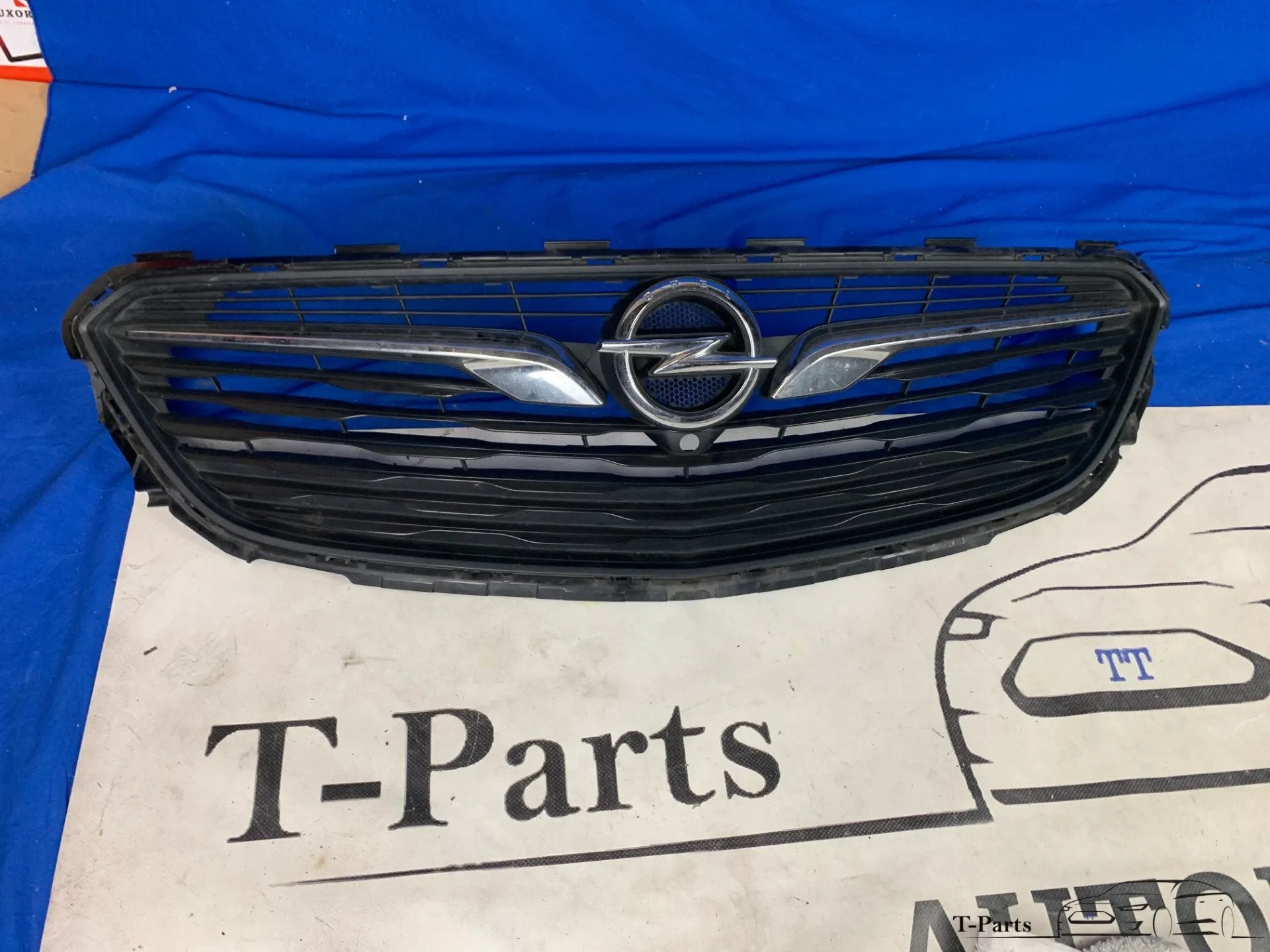 opel insignia grille rooster SCHADE 39101455, Info@fabrikant.eu, Opel, Ophalen of Verzenden, Bumper