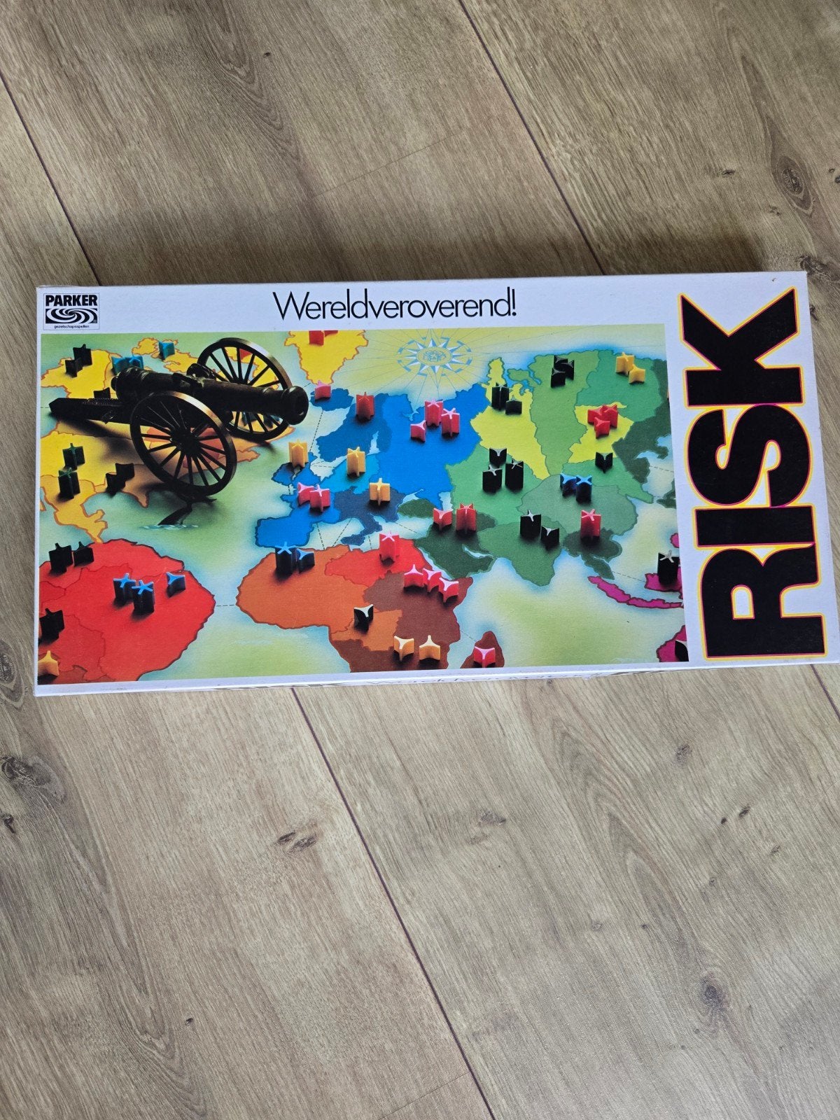 Risk originele oude versie bordspel parker, Drie of vier spelers, Ophalen of Verzenden, Zo goed als nieuw, Parker