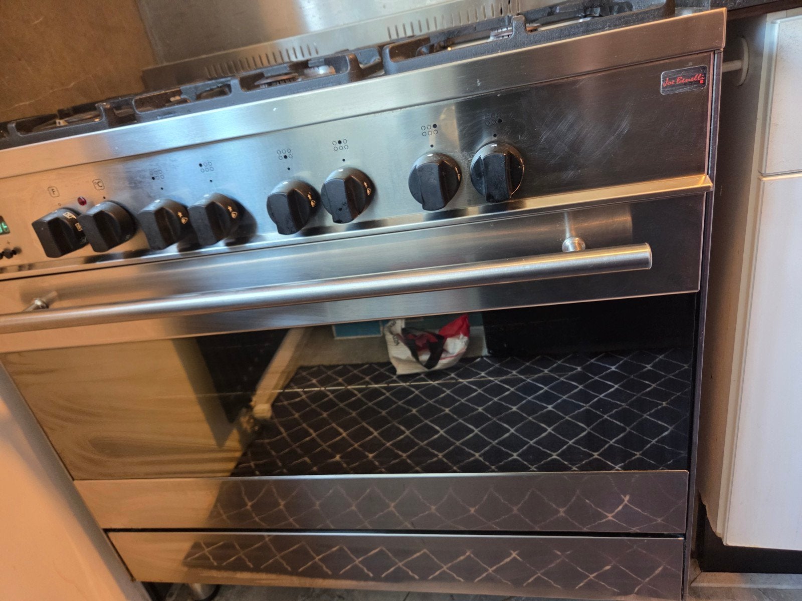 Joe Benelli 6-pits gasfornuis met elektrische oven moet weg!, Witgoed en Apparatuur, Fornuizen, Ophalen