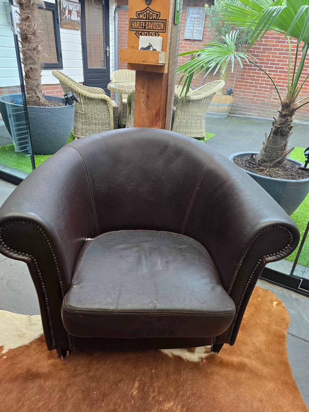 2 lederen fauteuils chesterfield, Huis en Inrichting, Ophalen, Gebruikt, 75 tot 100 cm, 50 tot 75 cm