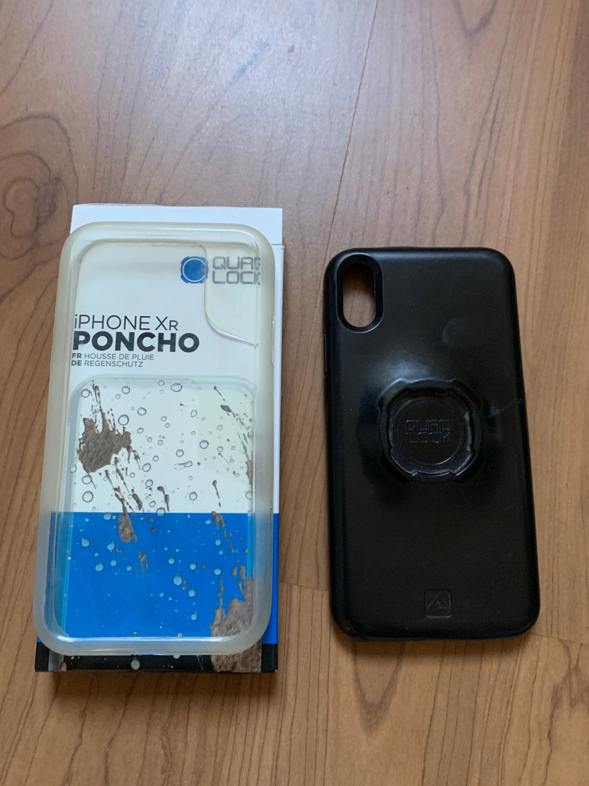 Te koop Iphone XR quad lock case + poncho, Telecommunicatie, Mobiele telefoons | Hoesjes en Frontjes | Apple iPhone, Ophalen of Verzenden