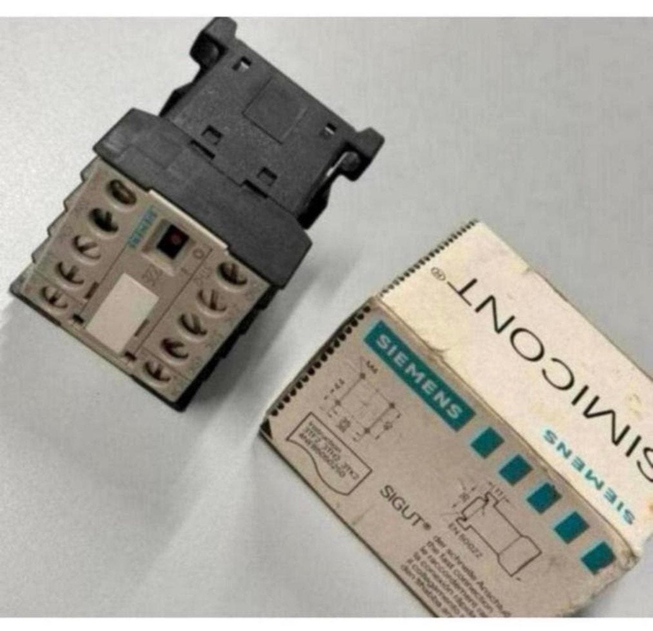 Siemens 3TH20 22-0BB4 Control Relais 4NO 24VDC 24V nieuw, Ophalen of Verzenden, Zo goed als nieuw, H, H