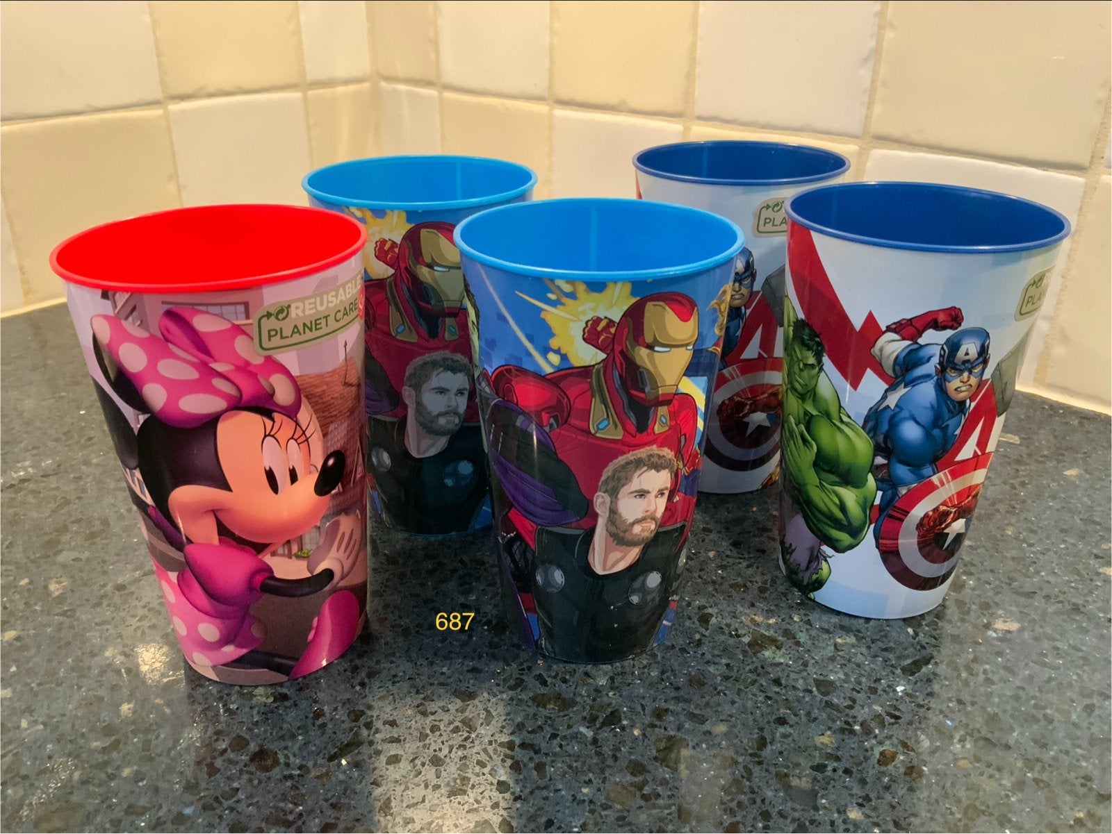 5 plastic bekers - Disney Minnie & Marvel Avengers, Kinderen en Baby's, Speelgoed | Overig, Gebruikt, Jongen of Meisje, Ophalen of Verzenden