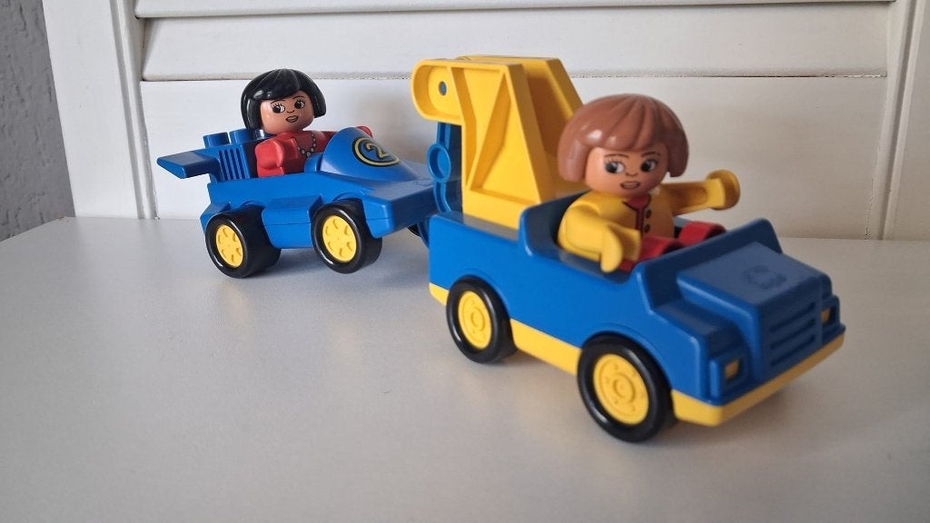 Duplo takelwagen met race auto, Overige thema's, Ophalen of Verzenden, Zo goed als nieuw, Compleet