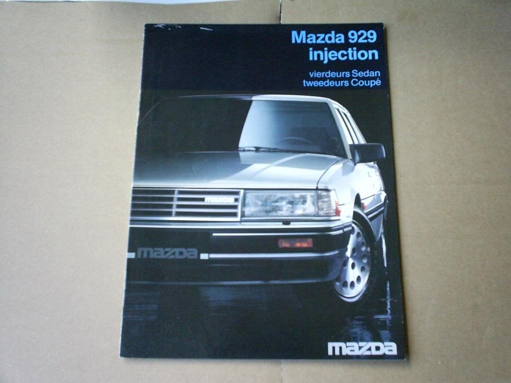 Mazda 929 Injection 9 / 1984 12 pag., Boeken, Auto's | Folders en Tijdschriften, Verzenden, Zo goed als nieuw, Mazda