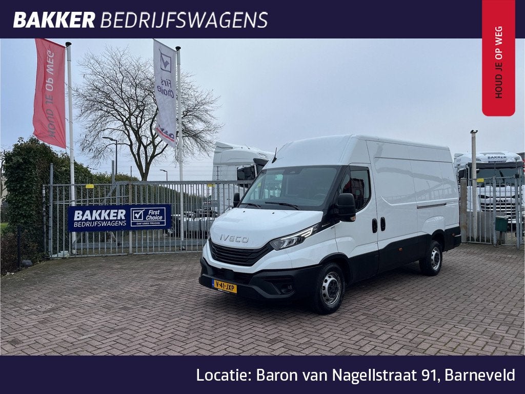 Iveco 35S18 IVECO Daily 35S18 HA8 V 2024 ! - 3.0 - 180 PK -, Auto's, Automaat, Stof, Gebruikt, Iveco