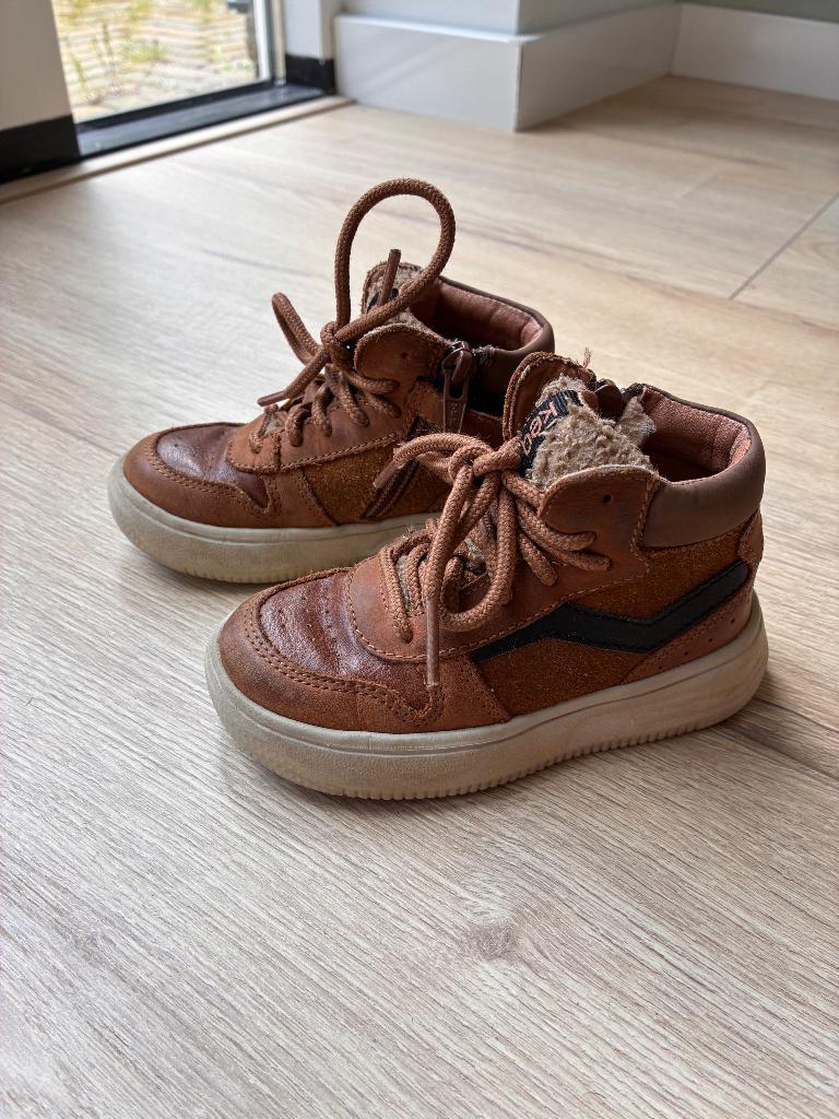 Bruine Keq kinderschoen met ritssluiting aan zijkant maat 23, Kinderen en Baby's, Ophalen, Schoenen, Zo goed als nieuw, Jongen