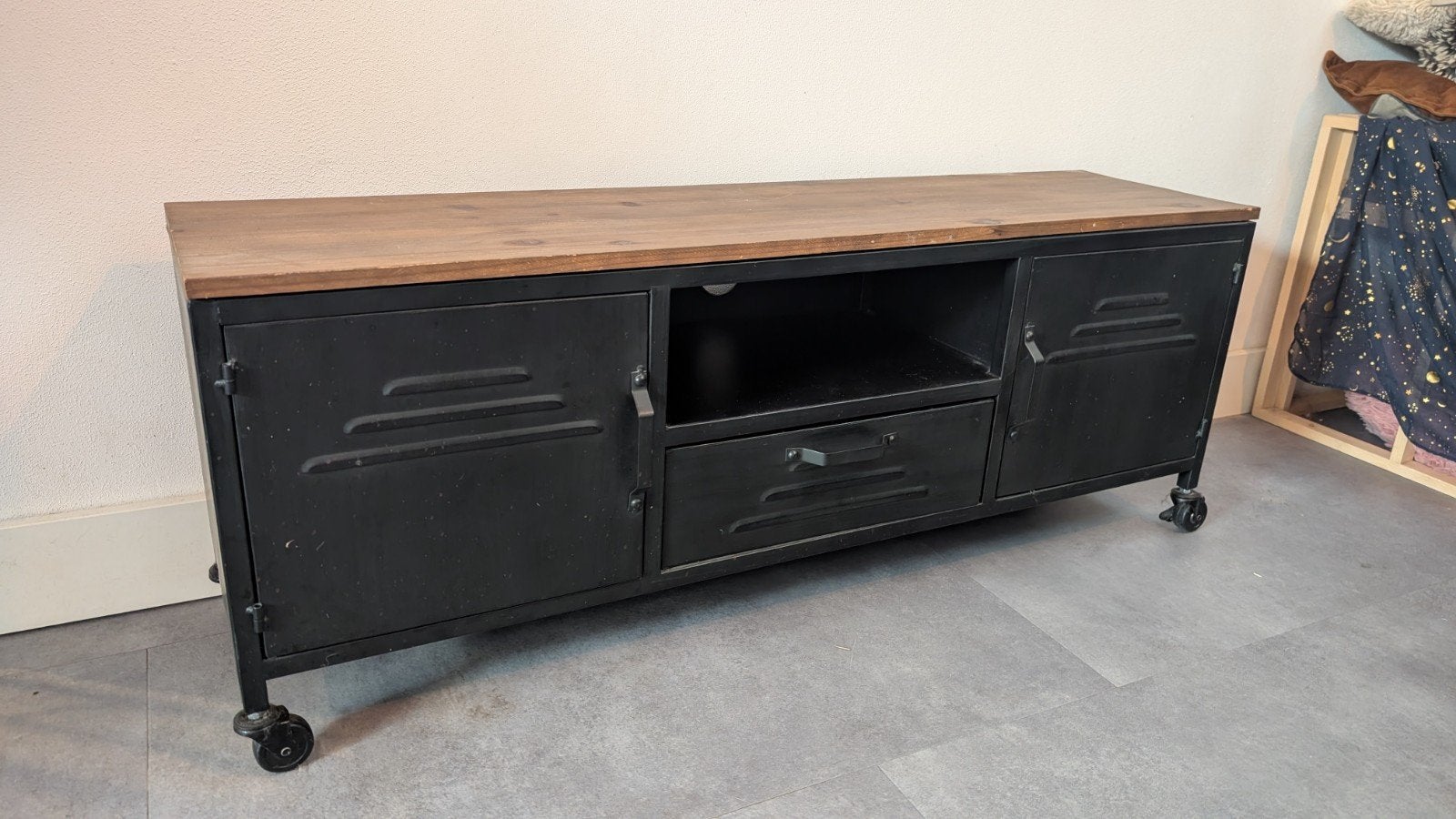 Industrieel TV-meubel metaal met houten blad - 120x30x46cm, Ophalen, Gebruikt, 100 tot 150 cm, Minder dan 100 cm