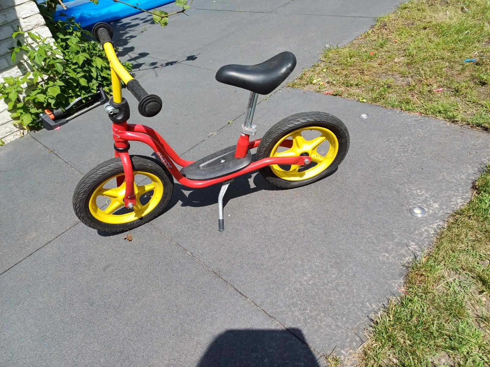 Puky loopfiets rood met geel, Ophalen, Gebruikt, Minder dan 16 inch