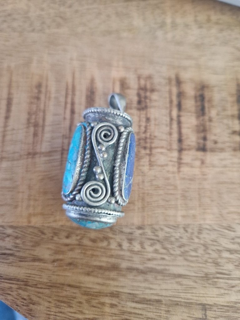 Tibetaanse hanger koraal/turquoise., Ophalen of Verzenden, Zilver, Ring, Met edelsteen