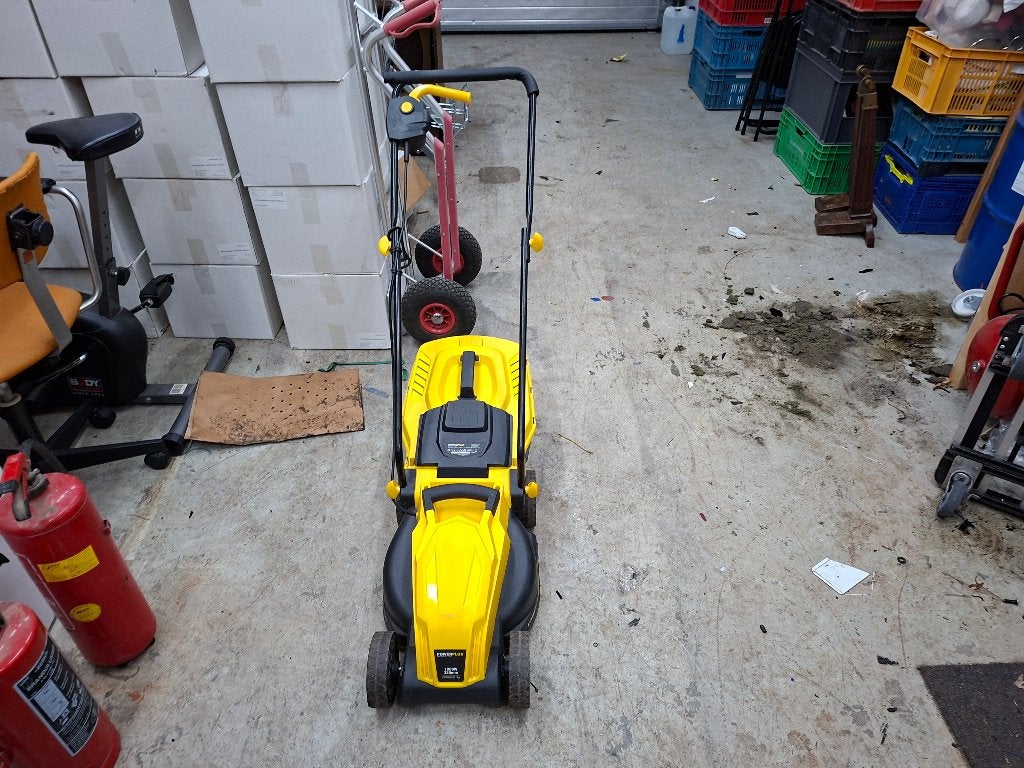 uitstekende electrische grasmaaier, Tuin en Terras, Grasmaaiers, Ophalen of Verzenden, Gebruikt