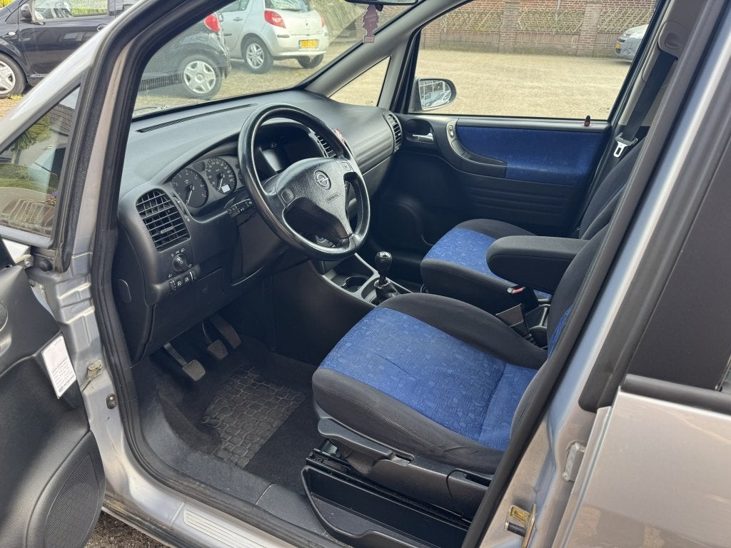 Opel Zafira 1.8-16V Elegance (bj 2001), foto 11