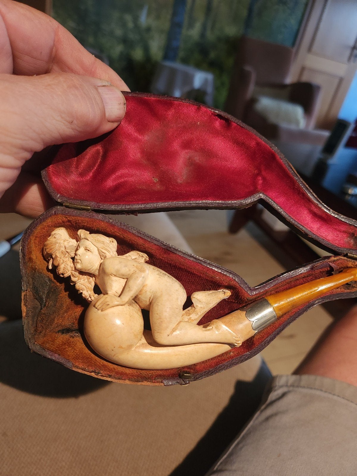 Antieke Meerschuim Pijp met Vrouwenfiguur in Etui, Ophalen of Verzenden, Gebruikt, (Water)pijp