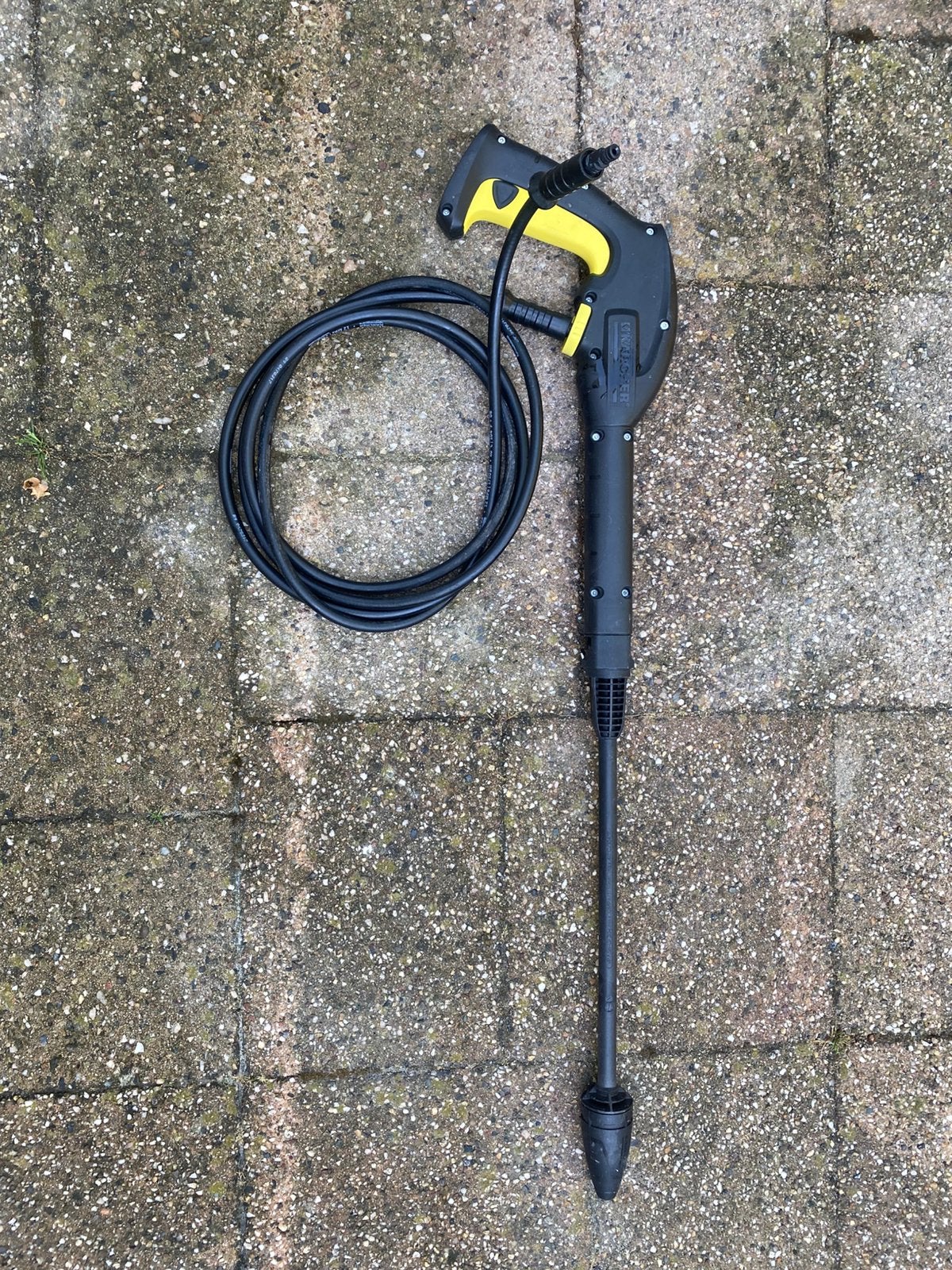 Karcher hogedrukpistool met vuilfrees en slang, Ophalen, Zo goed als nieuw, Elektrisch