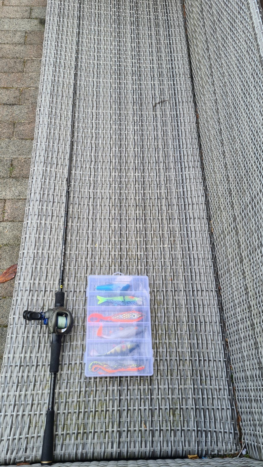 Baitcaster set met kunstaas. Vis klaar!, Ophalen of Verzenden, Gebruikt, Complete set