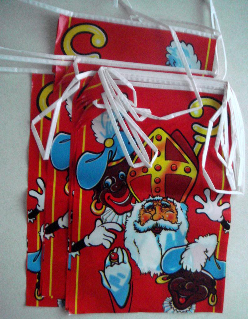 feestslinger voor Sinterklaas € 1,00, Diversen, Ophalen of Verzenden, Zo goed als nieuw