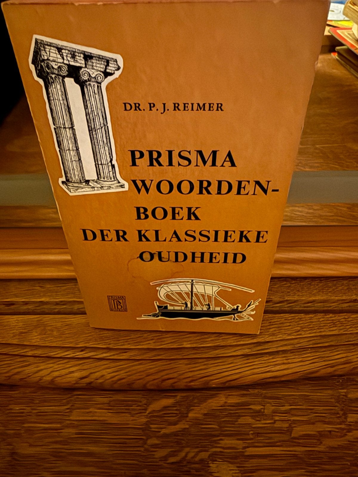 Prisma Woordenboek der Klassieke Oudheid - Dr. P.J. Reimer, Gelezen, Prisma of Spectrum, Nederlands, Ophalen of Verzenden