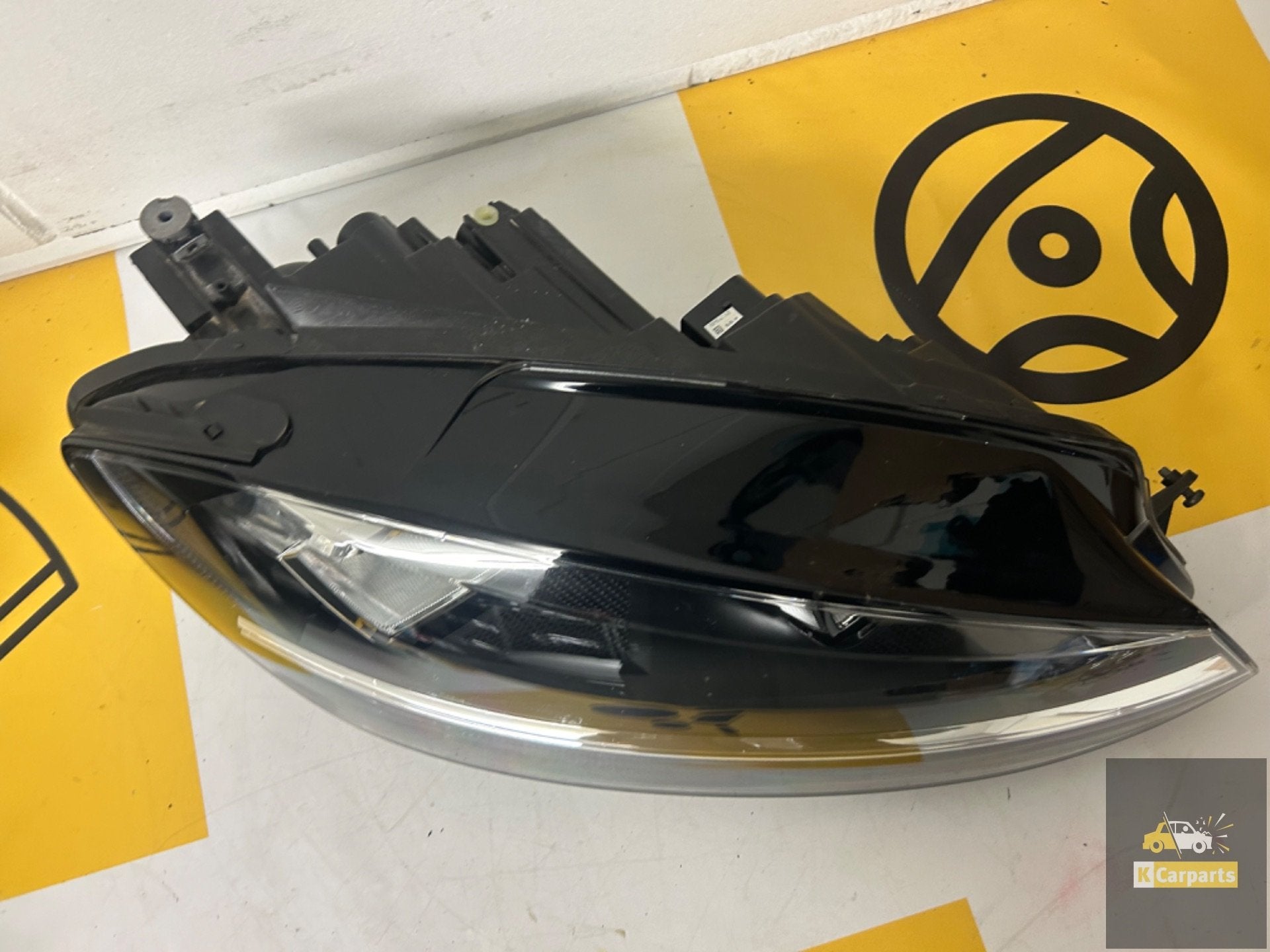 VW Golf 7 Facelift Halogeen LED Koplamp Rechts 5G1941006D, Auto-onderdelen, Verlichting, Gebruikt, Volkswagen, Volkswagen AG, Berliner Ring 2
38440  Wolfsburg, DE