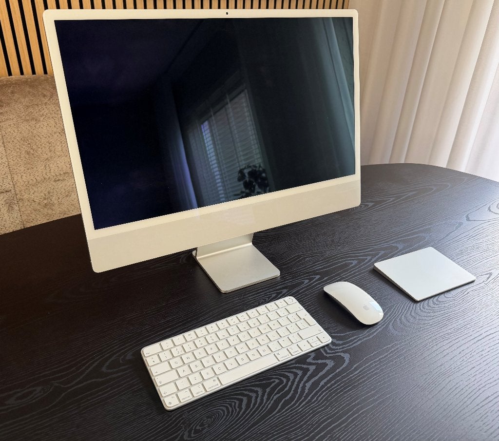 iMac met Magic Keyboard (Touch ID), Trackpad en Magic Mouse, Computers en Software, Apple Desktops, Ophalen, IMac, 512 GB, Zo goed als nieuw