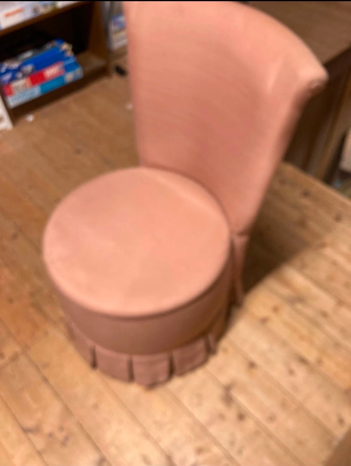 Roze kaptafelkrukje met rugleuning - vintage stoel, Ophalen