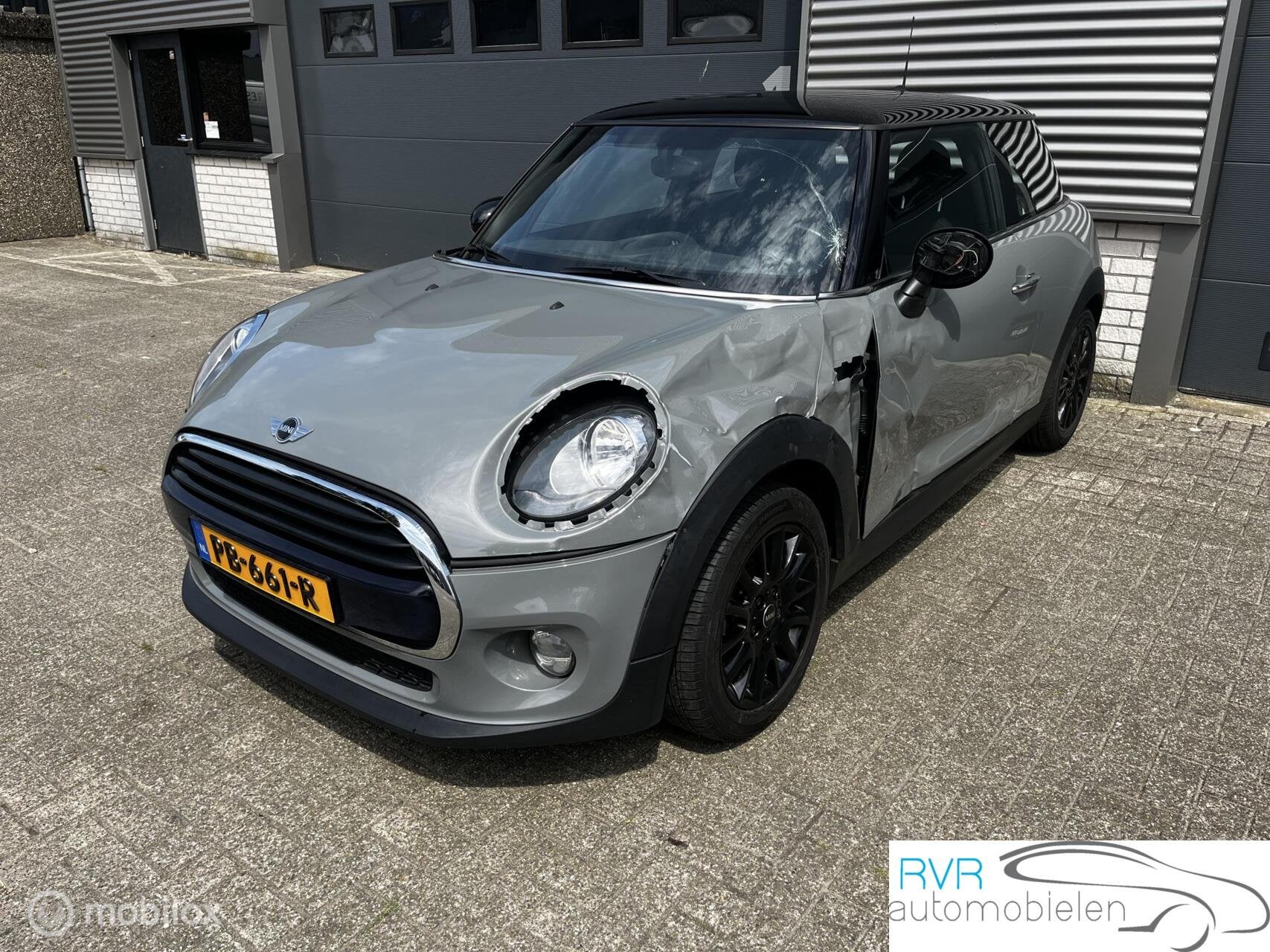 Mini Mini 1.5 Cooper NAVI/CRUISE/PDC, Voorwielaandrijving, Gebruikt, Euro 6, 4 stoelen
