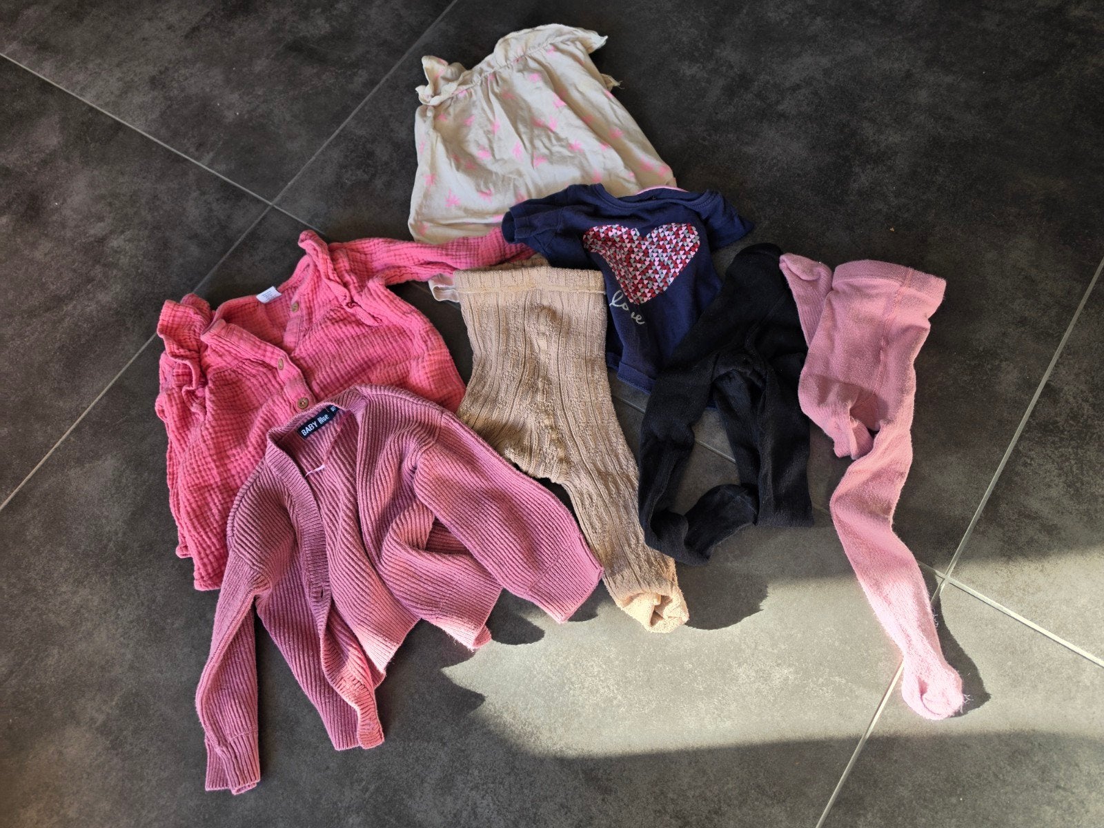 Kledingpakket maat 80 7 stuks, Kinderen en Baby's, Babykleding | Baby-kledingpakketten, Ophalen of Verzenden, Zo goed als nieuw