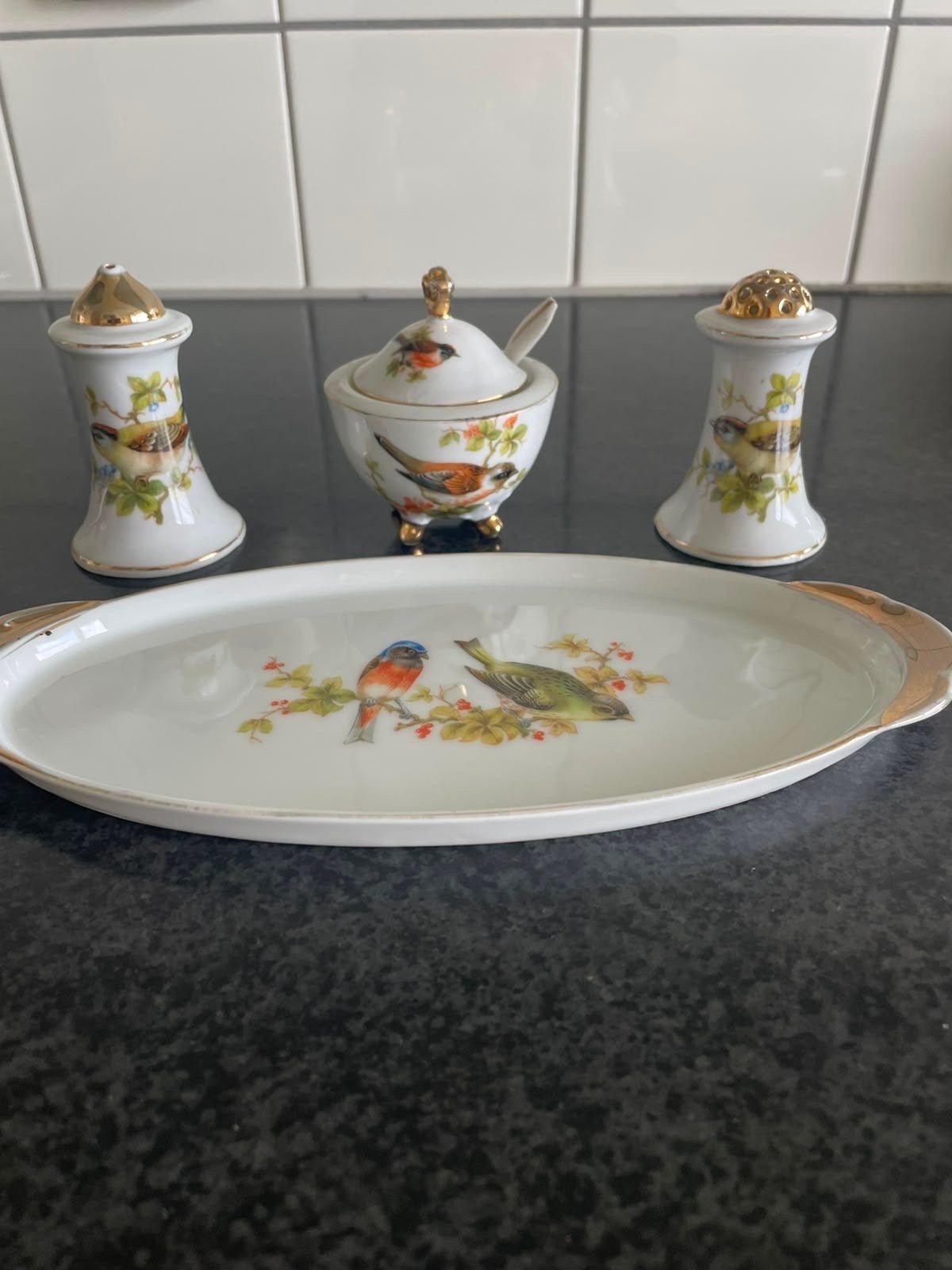 Victoria Tsjechoslowakije Porseleinen Set met Vogels, Antiek en Kunst, Ophalen of Verzenden