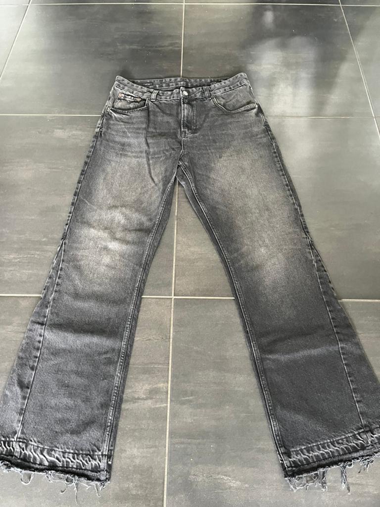 Zara flared broek, Kleding | Dames, Spijkerbroeken en Jeans, Ophalen of Verzenden, Zo goed als nieuw, Zwart, W33 - W36 (confectie 42/44)