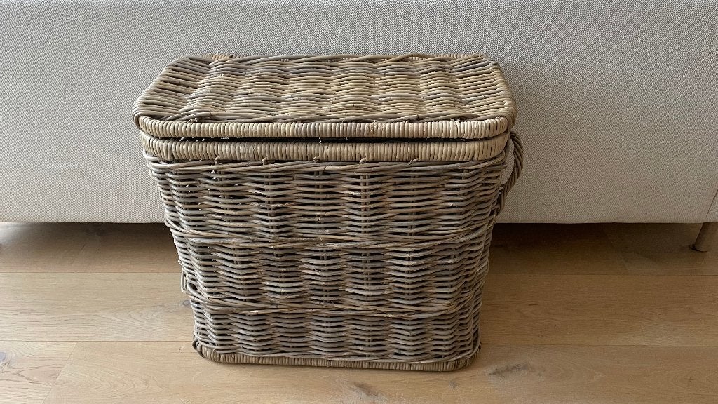 Stevige mand met deksel 55 hoog 62 x 32 met handgrepen, Ophalen, Minder dan 50 cm, 50 tot 100 cm, Zo goed als nieuw